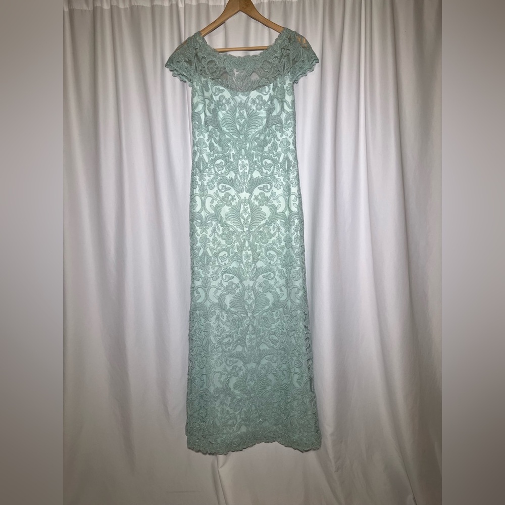 Tadashi Shoji Sanda Embroidered Mint Dress | 8 - Picture 11 of 16
